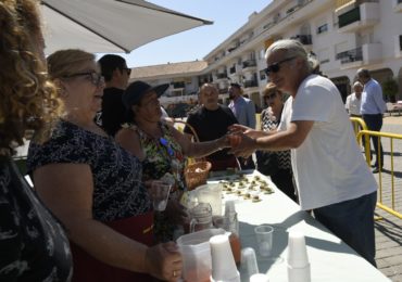 La ONG ‘¿Yo? ¡Producto Andaluz!’ reparte gazpacho gratis