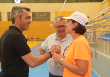 El alcalde ha enmarcado estos campamentos de verano “en la estrategia global que desarrollamos como Ayuntamiento para fomentar la práctica del deporte”