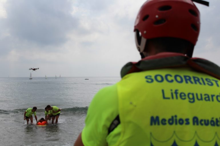 Simulacro drones de vigilancia playas