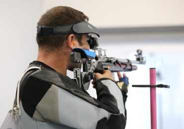 La primera campeona absoluta en pistola de aire fue Amalia Concepción Ramondelli Villena, y el primer Campeón absoluto en Carabina de aire fue Pedro Rodríguez Jiménez