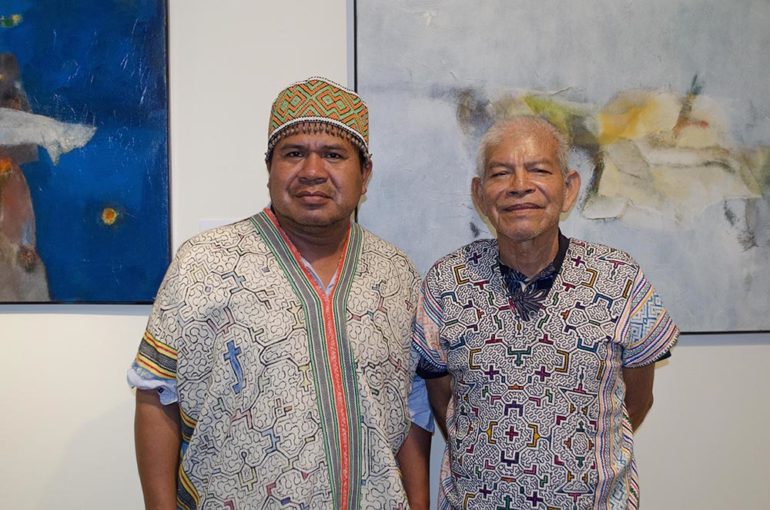 Procedentes de la Amazonía peruana, la proyección ha contado con la presencia del productor y director del documental y presidente del Coshicox Perú, Ronald Suárez, y del líder espiritual del pueblo Shipibo y licenciado en Medicina tradicional Guillermo Arévalo.