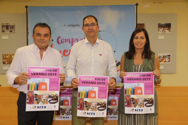 Las tiendas ofrecerán moda y complementos con descuentos y se instalarán puestos de artesanía y de empresas locales con promociones especiales