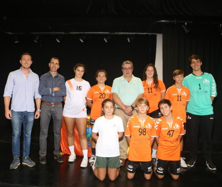 “Esta temporada la AD Maravillas va a presentar a la competición a diez equipos", ha explicado el presidente de la AD Maravillas, Carlos Hernández