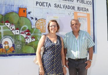 “Con la colaboración de Servicios Operativos, durante el verano se han podido realizar una serie de arreglos que son imprescindibles para la puesta a punto de un centro educativo”, ha destacado la concejala de Educación, Elena Galán