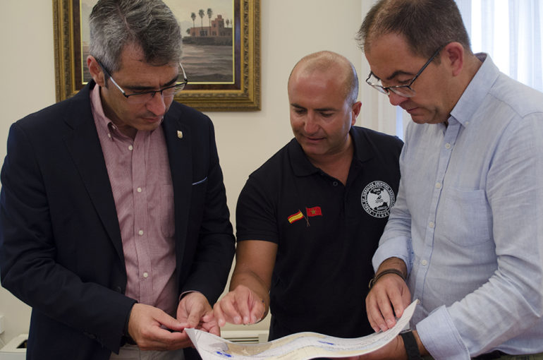 Cristóbal Márquez realizó la travesía sin neopreno, y en el tiempo récord de cuatro horas y diez minutos