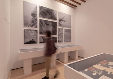 La exposición se celebra en la Casa de la Cultura de Benalmádena del 17 octubre al 10 de noviembre, en el marco de la nueva edición del FICCAB