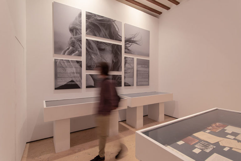 La exposición se celebra en la Casa de la Cultura de Benalmádena del 17 octubre al 10 de noviembre, en el marco de la nueva edición del FICCAB