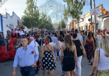 Pedro “El Granaíno” y Jesús Méndez encabezan el cartel de esta noche (22:30 horas). Iván Ferreiro mañana jueves, Virginia Gámez el viernes y Diana Navarro el sábado completan las actuaciones de Feria