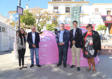 “Los contenedores permanecerán una semana en la plaza de las Tres Culturas, y la semana que viene se trasladará a la plaza de Austria en Arroyo de la Miel”, ha informado el concejal de Urbanizaciones, Juan Carrillo