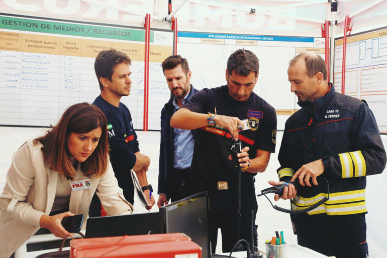 “Están trabajando en el simulacro más de 200 profesionales de emergencias: se ha movilizado personal sanitario, bomberos, Protección Civil, Policía Local, Policía Nacional y servicios de emergencia y técnicos municipales”, ha precisado el concejal de Seguridad, Javier Marín