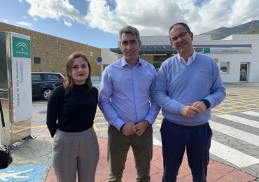 “Estas carencias obligan a los benalmadenses a tener que trasladarse hasta Málaga, teniendo aquí un centro hospitalario que podría dar todos estos servicios al 100%”, ha explicado el secretario de Administración del PSOE local, Javier Marín