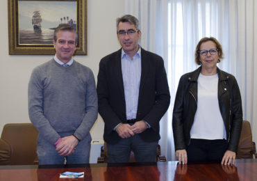 El diputado de Cultura, Víctor González, ha informado que el concierto estará dirigido por Albert Skuratov, y el repertorio estará integrado por piezas de Brahms, además de una selección de valses, polkas, canciones pastorales y villancicos