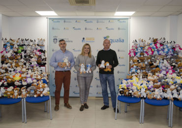 “Es ya una costumbre que Emabesa coopere con nuestra cabalgata, en una clara vocación de servicio público hacia el pueblo y sus tradiciones”, ha destacado el jefe de Servicios Generales de Emabesa, Eduardo Gómez