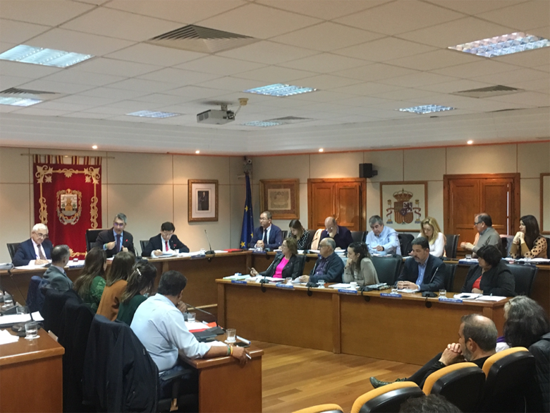 El pleno de la Corporación aprueba inicialmente el presupuesto general consolidado para 2020, que contempla una previsión cuatrienal de inversiones superior a 52 millones de euros