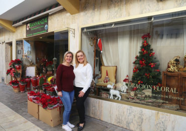 “La Hermandad del Rocío de Arroyo de la Miel siempre demuestra su carácter trabajador y solidario, estando pendientes de todos los detalles y trabajando de forma incansable sus integrantes en la recogida de fondos”, ha puesto en valor la concejala de Festejos, Pilar Ramírez