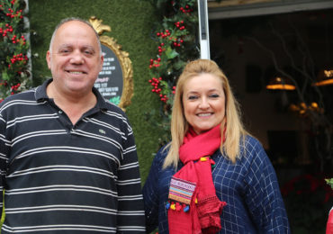 “En el concurso pueden participar todos los vecinos que decoren durante estas fechas sus casas con un árbol navideño”, ha explicado la concejala de Festejos, Pilar Ramírez