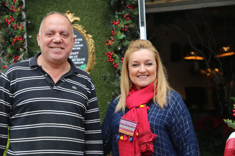 “En el concurso pueden participar todos los vecinos que decoren durante estas fechas sus casas con un árbol navideño”, ha explicado la concejala de Festejos, Pilar Ramírez
