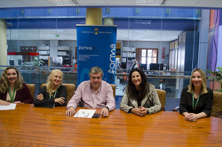 Hasta el momento se han visitado más de 50 empresas del municipio, contando también con la colaboración de la ACEB