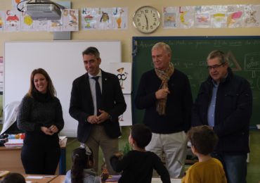 El alcalde Víctor Navas y el concejal Joaquín Villazón han participado en el taller