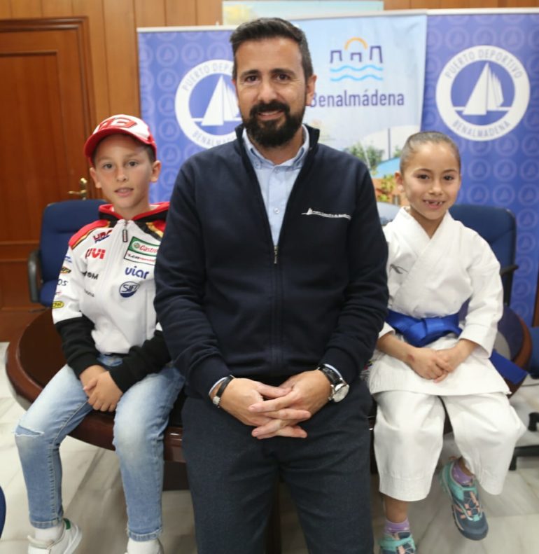 Ambos campeones de kárate y motociclismo en categoría alevín respectivamente