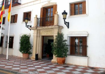 El primer paso ha sido habilitar un mail  para que las personas puedan sumarse a la red