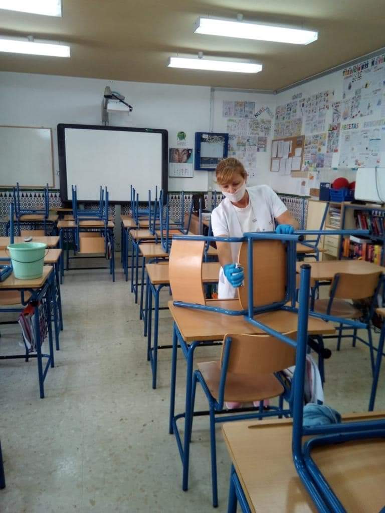 Las trabajadoras de limpieza se distribuirán por las diversas zonas del municipio
