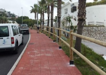 Baranda de 130 metros de acerado