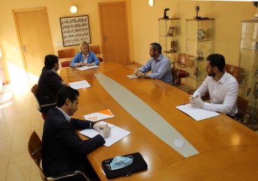 La alcaldesa ha agradecido “la implicación de todos los grupos políticos para llegar a este acuerdo”.