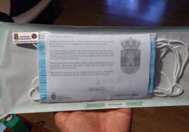 −	Se ha garantizado que las mascarillas “llegarán a todas las viviendas del municipio”
