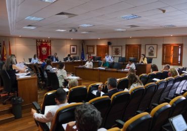 El motivo surge por incumplimiento de las normas sanitarias de aforo, distancia y uso de mascarillas