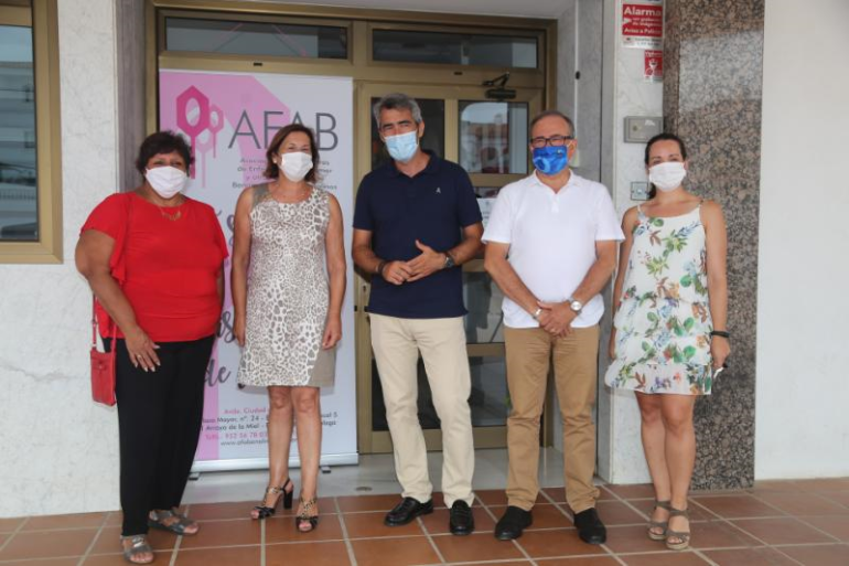 El alcalde y los concejales de Bienestar Social y Sanidad han visitado esta mañana el centro