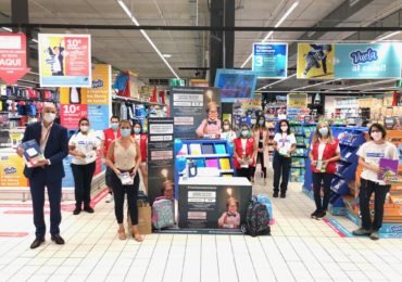El Ayuntamiento de Fuengirola colabora con Cruz Roja y Carrefour en una campaña solidaria para recaudar material escolar para los niños más vulnerables