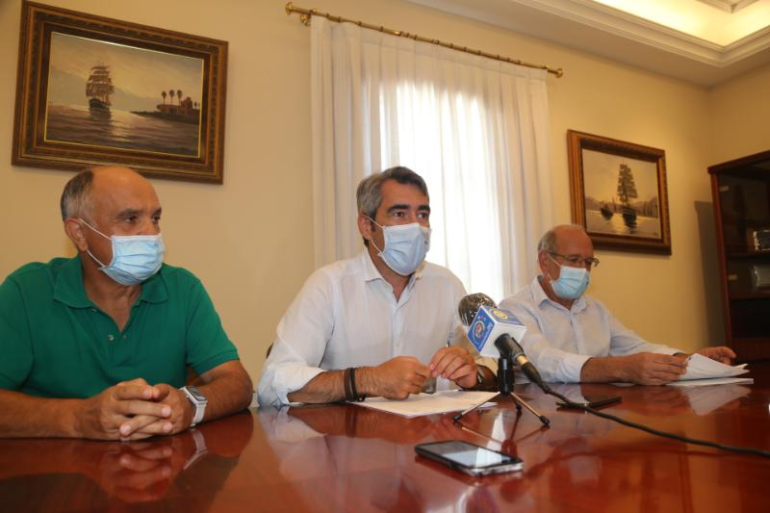 El equipo de gobierno dedica 400.000 euros para los hoteles que han abierto este verano y han mantenido sus puestos de trabajo