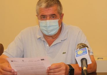 Haciéndolo así con cinco itinerarios formativos