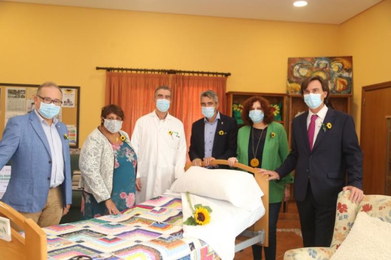 El alcalde participa con Cudeca en la celebración