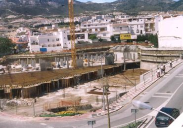 Centrándose esta vez en la construcción del Club de Hielo