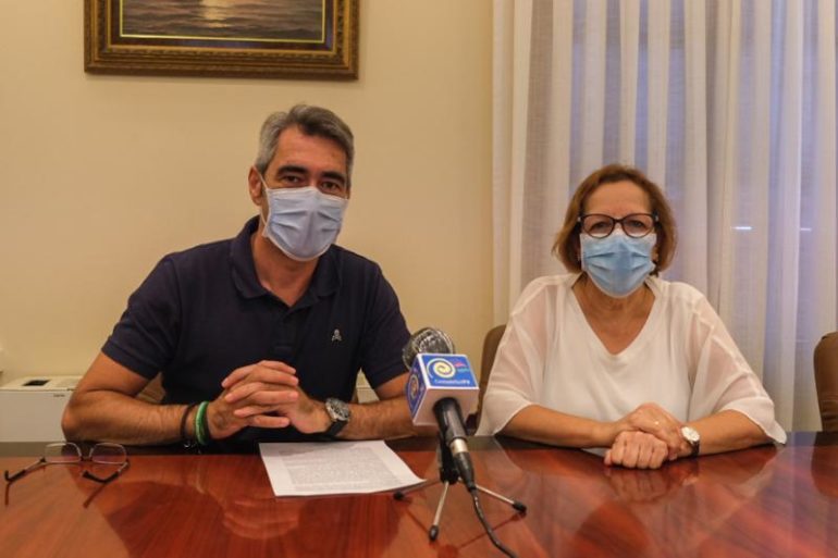 El alcalde y la concejala de Participación Ciudadana ponen en valor el servicio