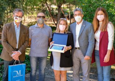 El Ayuntamiento y Diputación homenajean a la benalmadense centenaria Francisca Salguero González