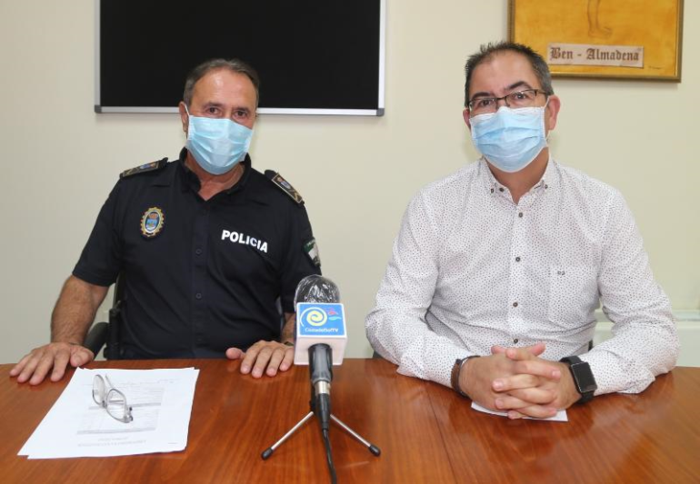 El concejal Javier Marín y el jefe de la Policía Local, Francisco Zamora han realizado esta mañana el balance