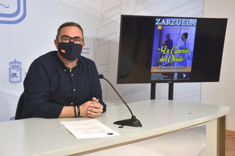 Trayendo consigo la obra “La canción del olvido”