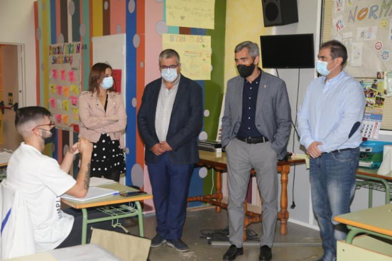 “El Proyecto va dirigido a la cualificación de 150 alumnos”, ha detallado el alcalde Víctor Navas