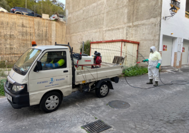 Los trabajos dotan de un vehículo ligero y el uso de una máquina compresora para la aplicación