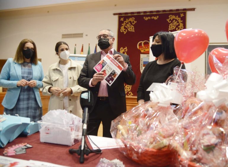 Maribel Tocón destaca el éxito de estrategia comercial de la peatonalización del Centro Histórico de la ciudad