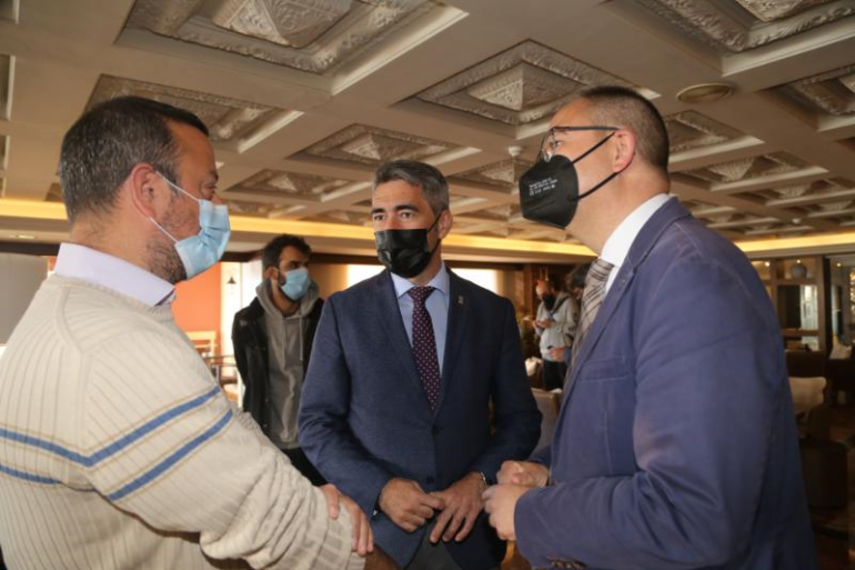 Para la planificación conjunta de la estrategia de promoción turística para esta temporada