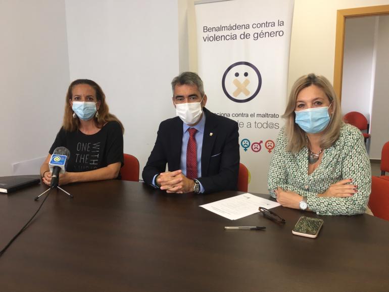 TALLERES EMPRENDEDORAS