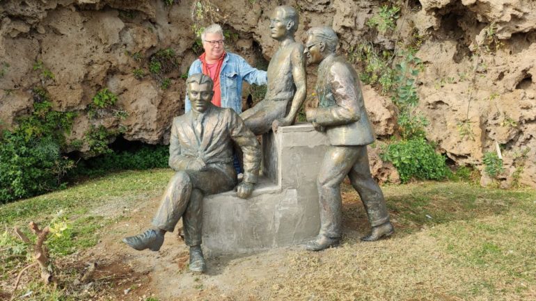 esculturas-punta-de-torremolinos