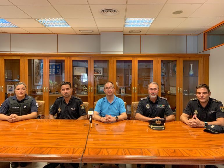 Policia