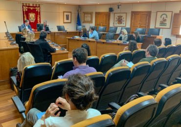 reunión agentes inmobiliarios