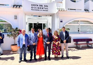 28072023 El portavoz de la Mancomunidad de la Costa del Sol, Victor Navas con su equipo