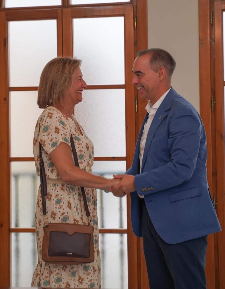 d2f86829-556a-4810-8e87-a5aa42fed3af